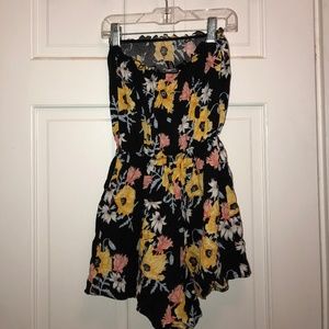 Strapless Floral Black Romper